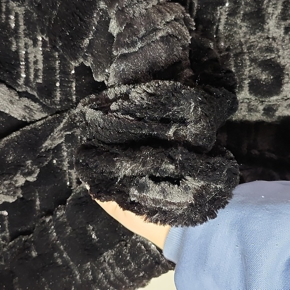 Widgeon Luxurious Black Faux Fur Coat With Sequin Vintage Coat Womens Large - Picture 7 of 8